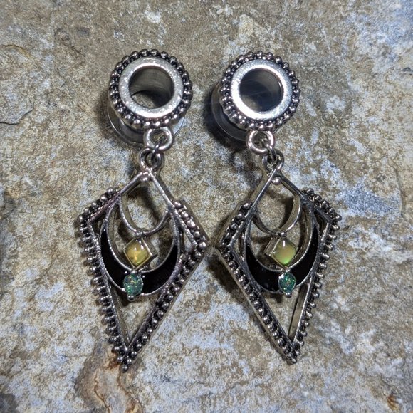 New 8mm Stainless Steel Tunnel Plug Jewelry Stretch Earrings Screw Back - Picture 7 of 9